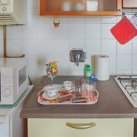 Daire San Giacomo Modern Flat *